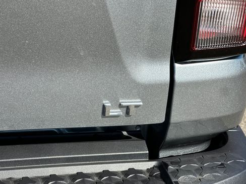 Used 2024 Chevrolet Colorado LT w/ LT Convenience Package III image 32