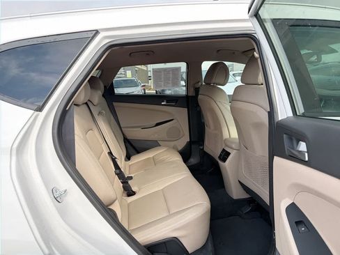 Used 2017 Hyundai Tucson SE Plus FWD image 25