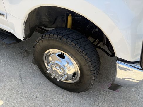 Used 2018 Ford F350 XL w/ Power Equipment Group AWD/4WD image 29