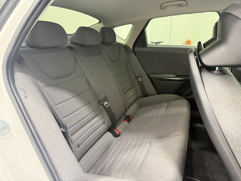 Used 2025 Kia K4 EX image 35