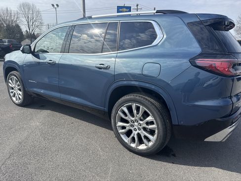 New 2026 GMC Acadia Denali AWD/4WD image 7