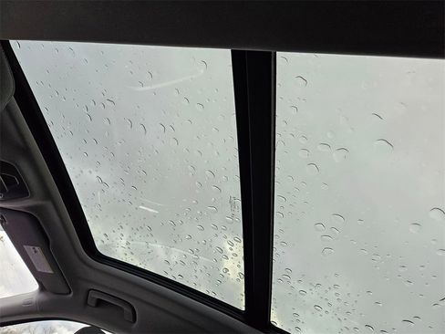 New 2025 Audi Q5 Premium image 18