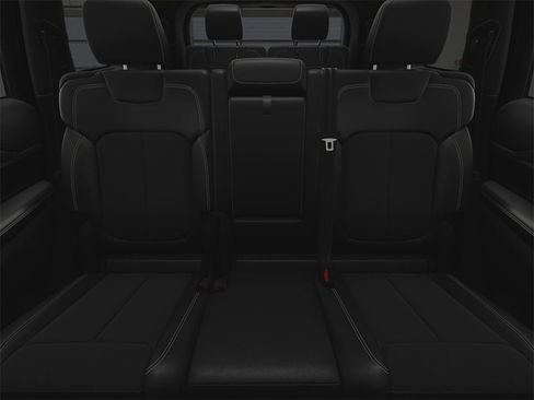 New 2025 Jeep Grand Cherokee L Altitude image 15