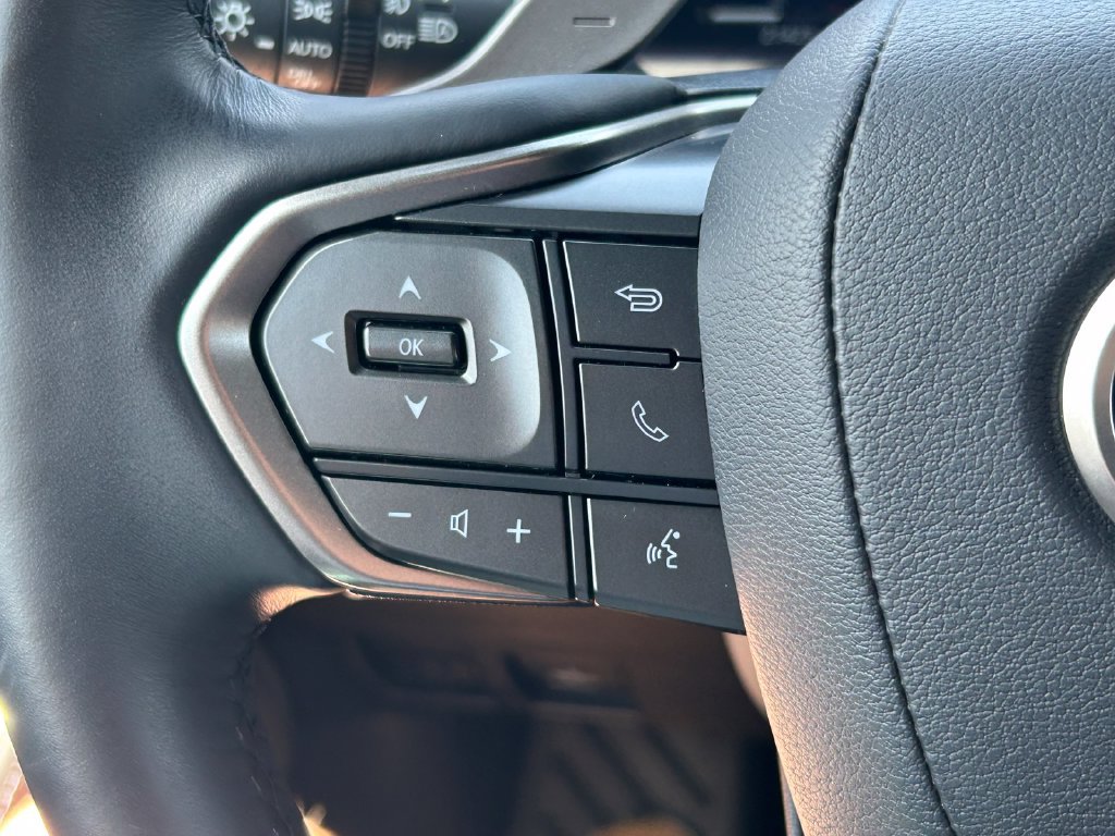 Used 2024 Lexus GX 550 w/ Accessory Package (Z1) AWD/4WD image 42