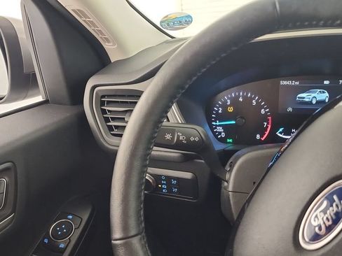 Used 2021 Ford Escape SE w/ Convenience Package AWD/4WD image 17
