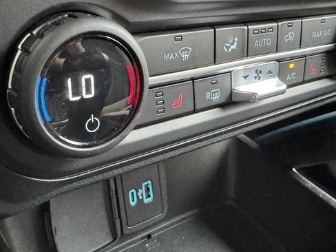 Used 2023 Ford Bronco Wildtrak image 20