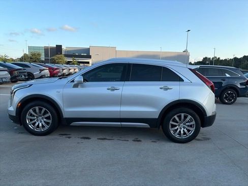 Used 2020 Cadillac XT4 Premium Luxury w/ Driver Awareness Package FWD image 2