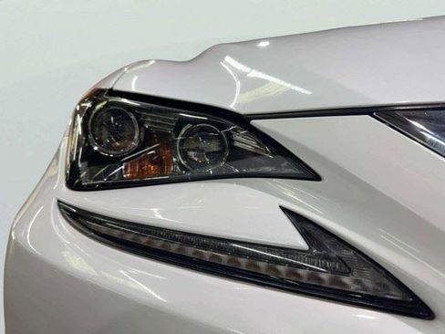 Used 2018 Lexus RC 300 F Sport AWD/4WD image 15