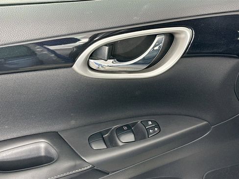 Used 2019 Nissan Sentra SV image 23