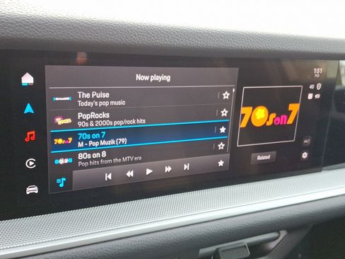 Used 2024 Porsche Cayenne Coupe image 18