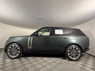 Used 2024 Land Rover Range Rover SE AWD/4WD video 3
