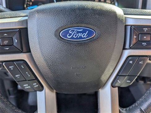 Used 2015 Ford F150 Platinum w/ Equipment Group 701A Luxury image 35