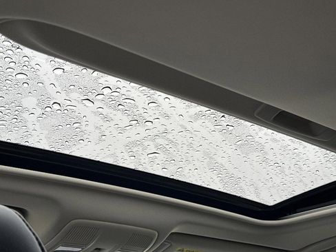 Used 2019 MAZDA CX-5 Touring image 12