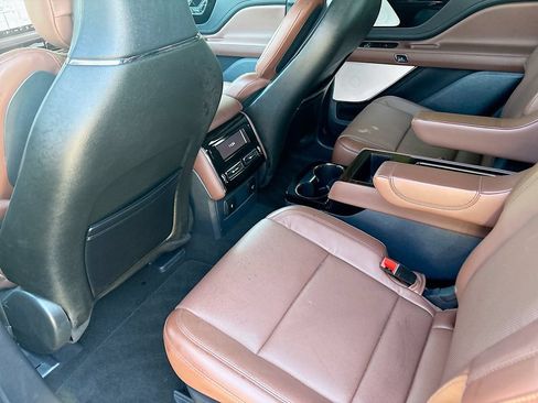 Used 2025 Lincoln Aviator Reserve w/ Equipment Group 201A AWD/4WD image 26