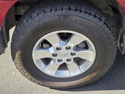 Used 2012 Toyota 4Runner SR5 image 9