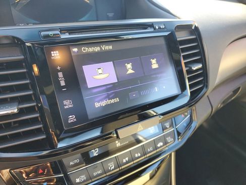 Used 2016 Honda Accord EX-L image 28