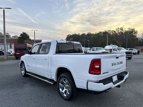 New 2026 RAM 1500 2WD Crew Cab image 4