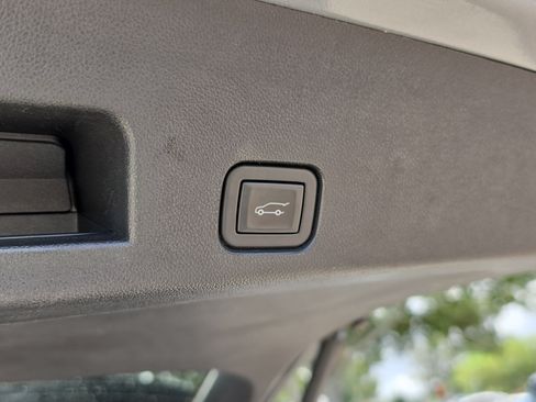 Used 2024 Chevrolet Traverse Z71 w/ LPO, Floor Liner Package AWD/4WD image 11