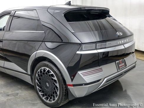 Used 2023 Hyundai Ioniq 5 Limited w/ Cargo Package image 9