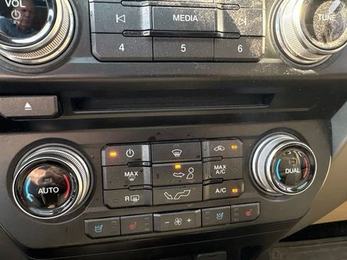 Used 2016 Ford F150 Lariat w/ Equipment Group 501A Mid AWD/4WD image 10