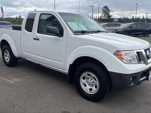 Used 2019 Nissan Frontier S RWD image 3