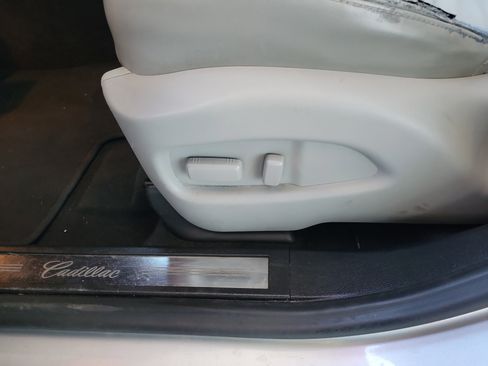 Used 2015 Cadillac SRX FWD image 14