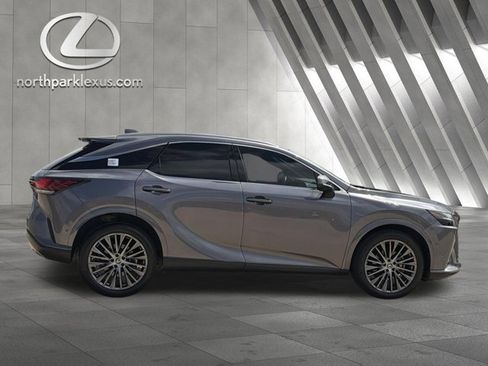 Certified 2023 Lexus RX 350 FWD w/ Accessory Package (Z1) image 4