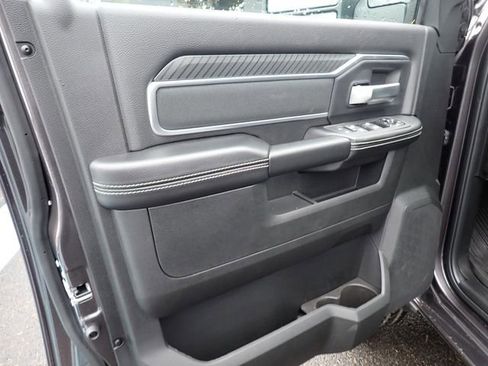 New 2026 RAM 3500 Big Horn AWD/4WD image 15