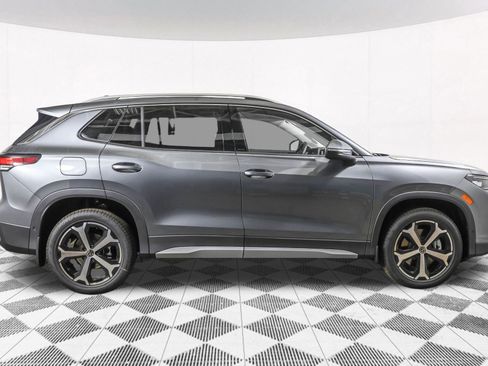 New 2026 Volkswagen Tiguan SE AWD/4WD image 11