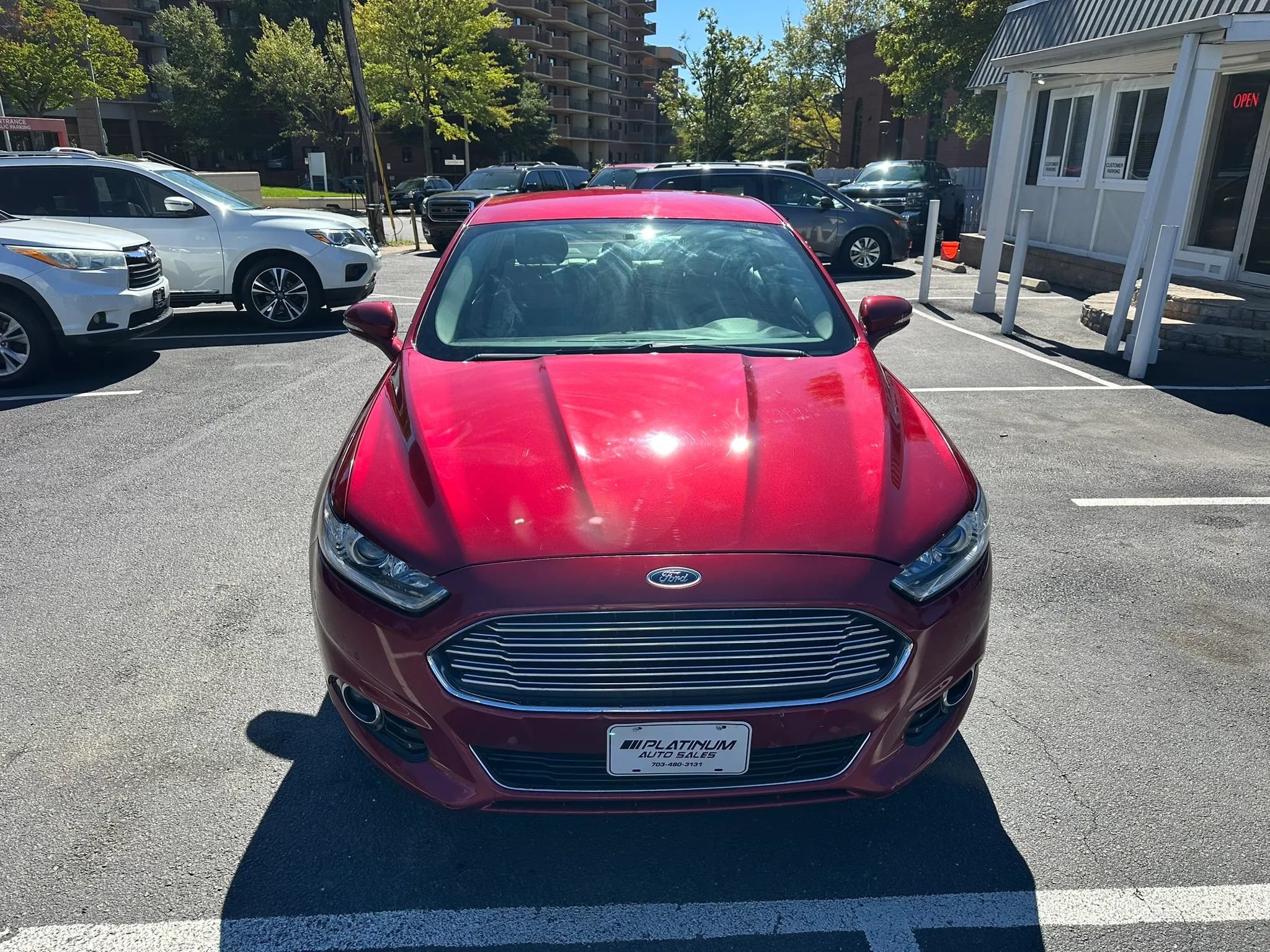 Used 2016 Ford Fusion Titanium AWD/4WD image 2