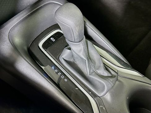 Certified 2025 Toyota Corolla LE image 19