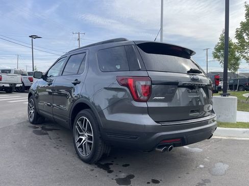 Used 2018 Ford Explorer Sport w/ Equipment Group 401A AWD/4WD image 3