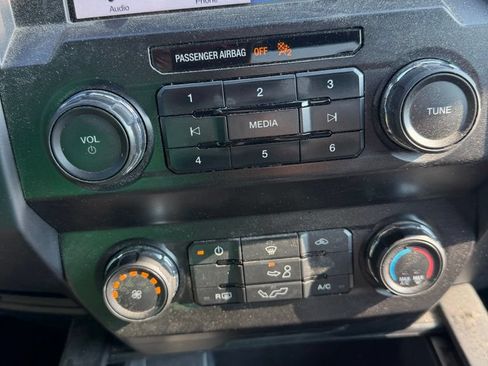 Used 2019 Ford F150 XL w/ Equipment Group 101A Mid AWD/4WD image 17