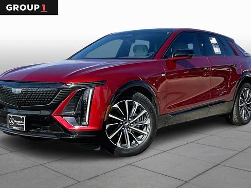 Used 2025 Cadillac Lyriq Sport image 1