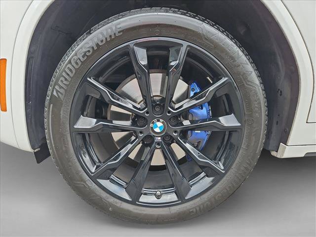 Used 2025 BMW X4 M40i AWD/4WD image 24
