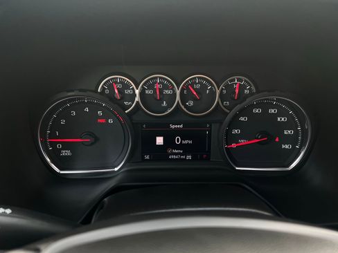 Used 2021 Chevrolet Suburban Z71 w/ Rear Media and Nav Package image 12