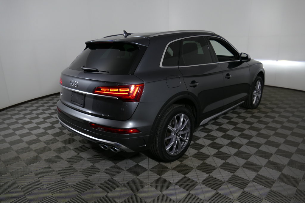 Used 2023 Audi SQ5 Prestige AWD/4WD image 3