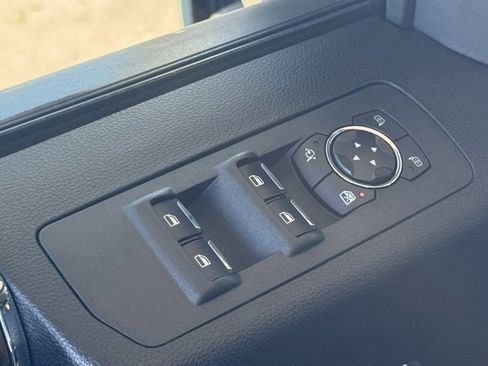 Used 2018 Ford F150 Lariat w/ Equipment Group 502A Luxury image 39