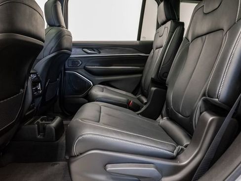 New 2026 Jeep Grand Cherokee L Limited AWD/4WD image 23