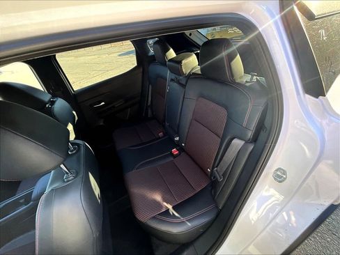 New 2025 Nissan Kicks SR AWD/4WD image 14