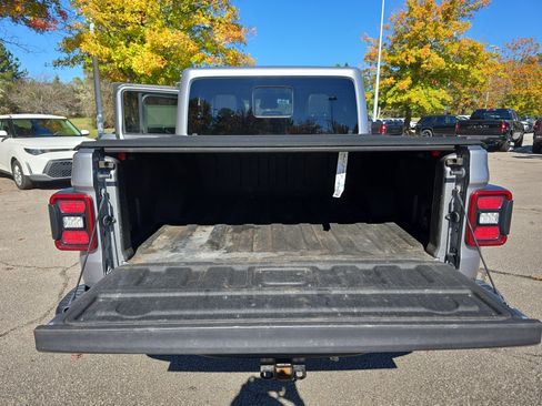 Used 2020 Jeep Gladiator Rubicon image 13