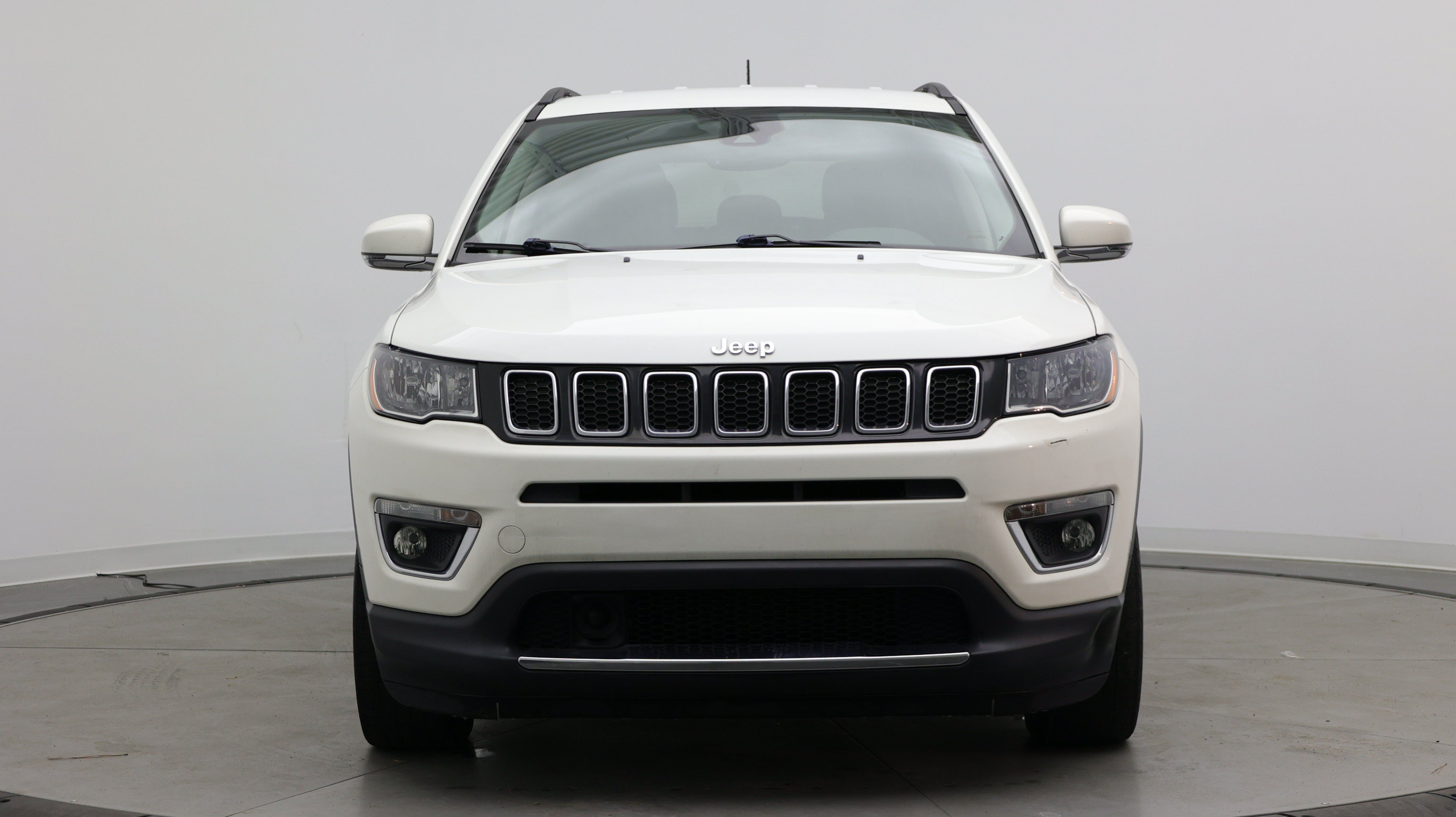 Used 2021 Jeep Compass Limited AWD/4WD image 2