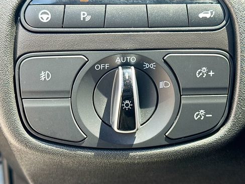 Used 2024 INFINITI QX50 Sport FWD image 11