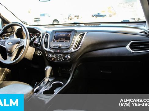 Used 2020 Chevrolet Equinox LT image 24