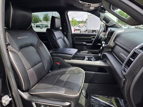 Used 2023 RAM 1500 Laramie AWD/4WD image 19