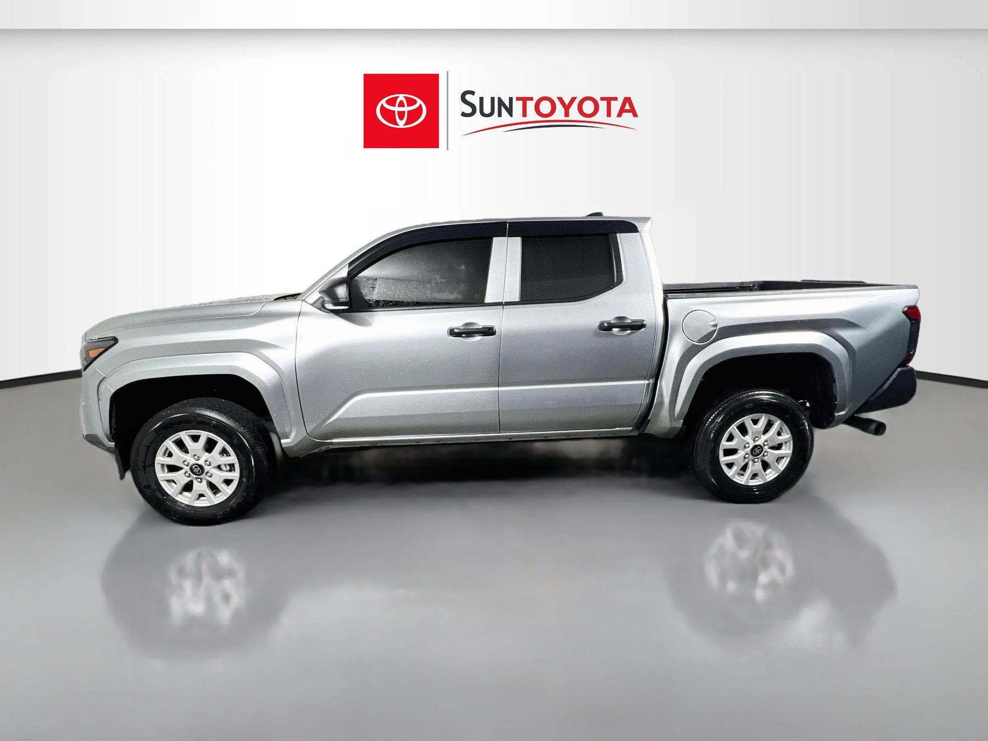 Used 2024 Toyota Tacoma SR AWD/4WD image 7