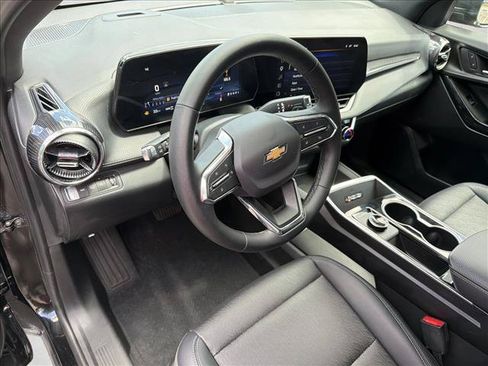 Used 2026 Chevrolet Equinox LT w/ Convenience Package II AWD/4WD image 14