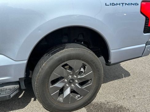 Used 2022 Ford F150 Lightning Lariat AWD/4WD image 7