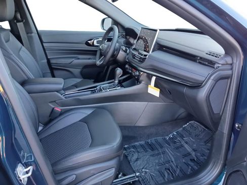 New 2026 Jeep Compass Latitude AWD/4WD image 24