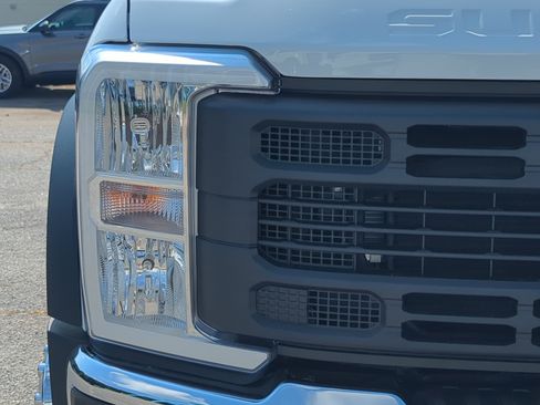 Used 2025 Ford F450 XL w/ 360-Degree Camera Package AWD/4WD image 8